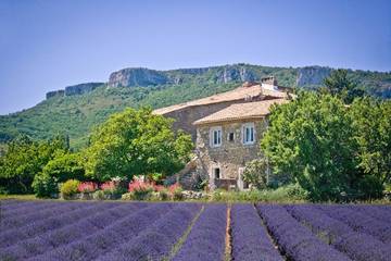Cottage pour 4 personnes, avec jardin à Gras