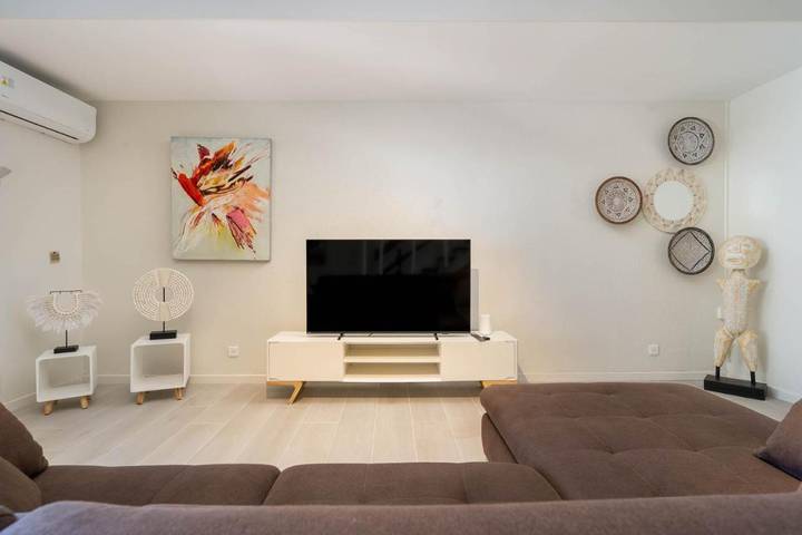 Gîte pour 6 personnes, avec vue et terrasse dans Pirae - 2