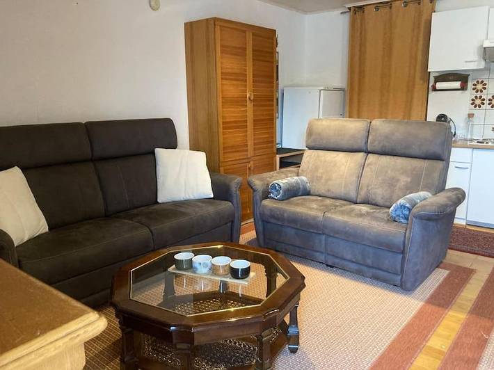 Gîte pour 4 personnes, avec vue et terrasse, animaux acceptés dans Membre - 4