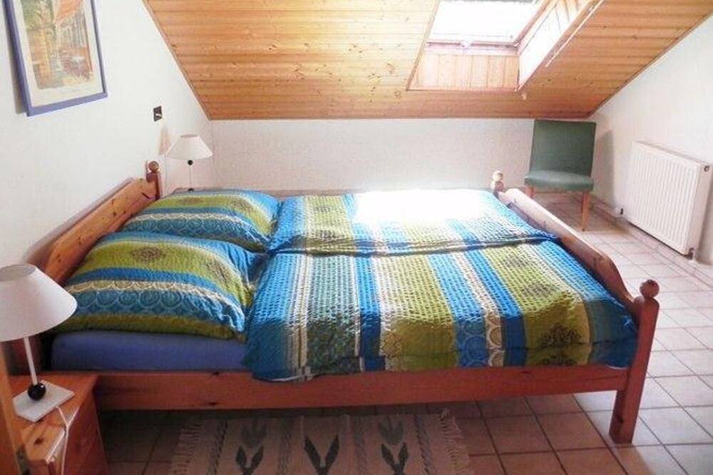 Ganze Wohnung, Ferienwohnung 1 - Oben - Ferienwohnungen Weitmann in Ockfen, Landkreis Trier-Saarburg