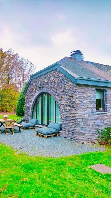 Gîte pour 5 personnes, avec vue et jardin dans Wibrin