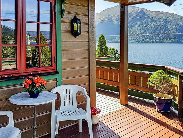 Ferienhaus für 9 Personen, mit Terrasse - 1