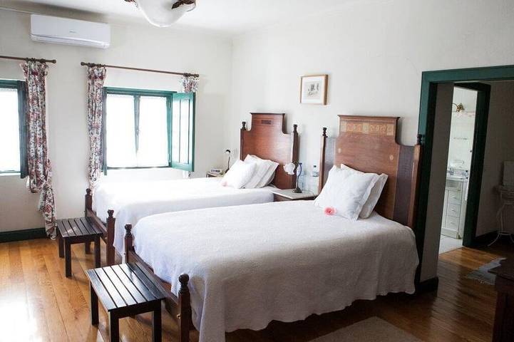 Location de vacances pour 23 personnes, avec balcon ainsi que jacuzzi et jardin à Penafiel - 4