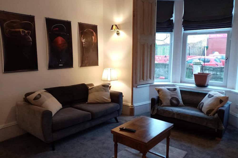 Entire apartment, Beautiful Large 1 kingsized bed fully furnished apartment. in Glasgow, Greater Glasgow and Clyde Valley