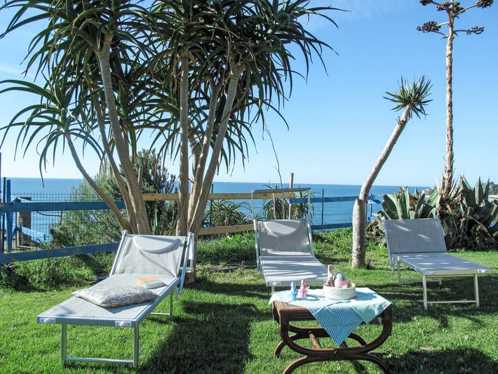 Apartamento de vacaciones para 5 personas, con terraza y jardín - 1