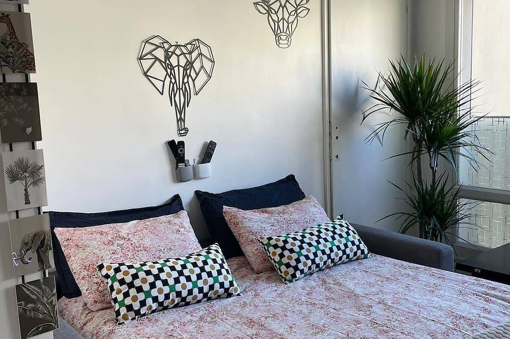 Entire apartment, Studio calme en bord de Seine in Alfortville, Val-de-Marne