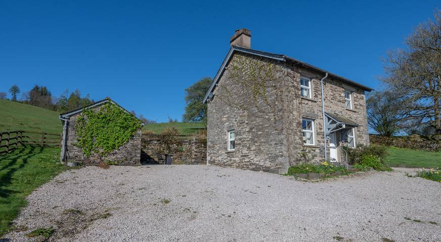 Cottage for 4 people, with garden and pool in the Lake District