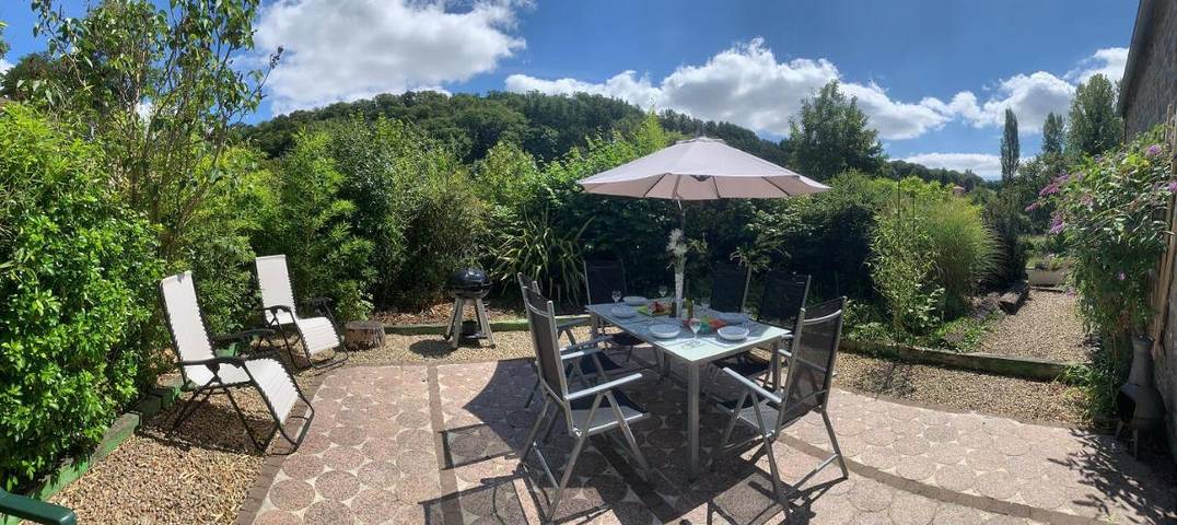 Location de vacances pour 7 personnes, avec vue et jardin, animaux acceptés à Léhon - 2