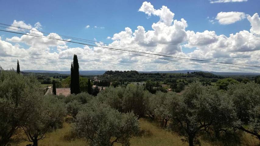 Location de vacances pour 3 personnes, avec piscine ainsi que jardin et vue à Beaumes-de-Venise - 2
