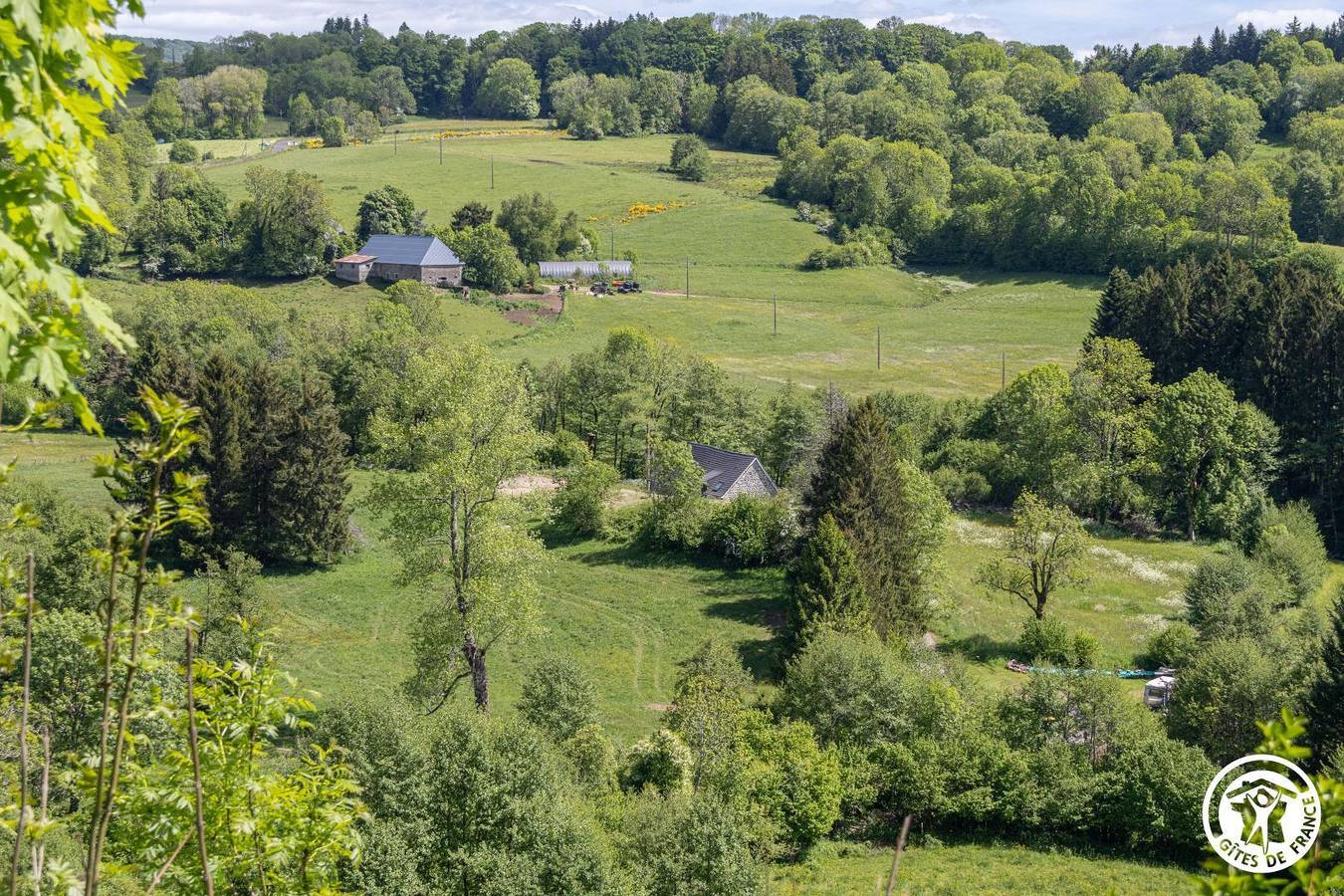 Au calme de la Burande in La Tour-d'Auvergne, Regionaler Naturpark Volcans d'Auvergne