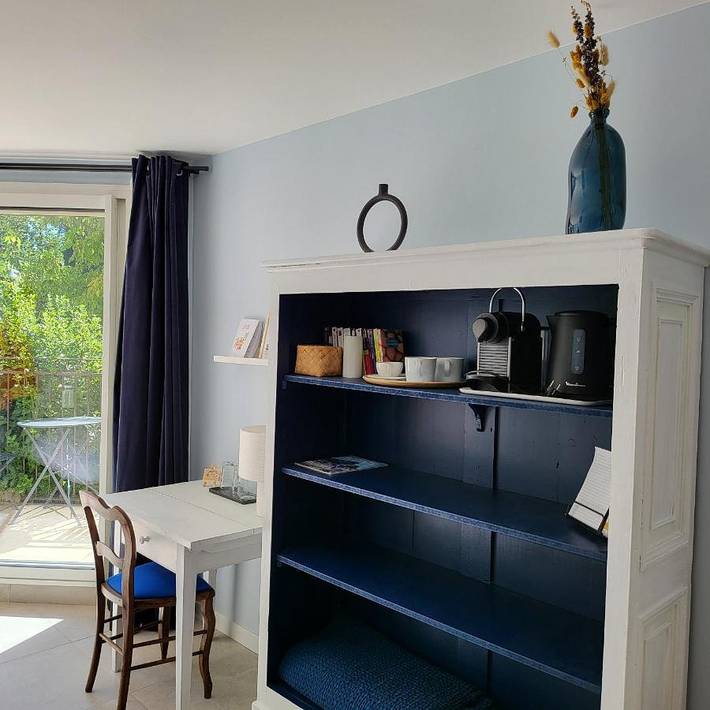 Chambre d’hôte pour 2 personnes, avec terrasse et vue ainsi que jardin et piscine à Aix-en-Provence - 4