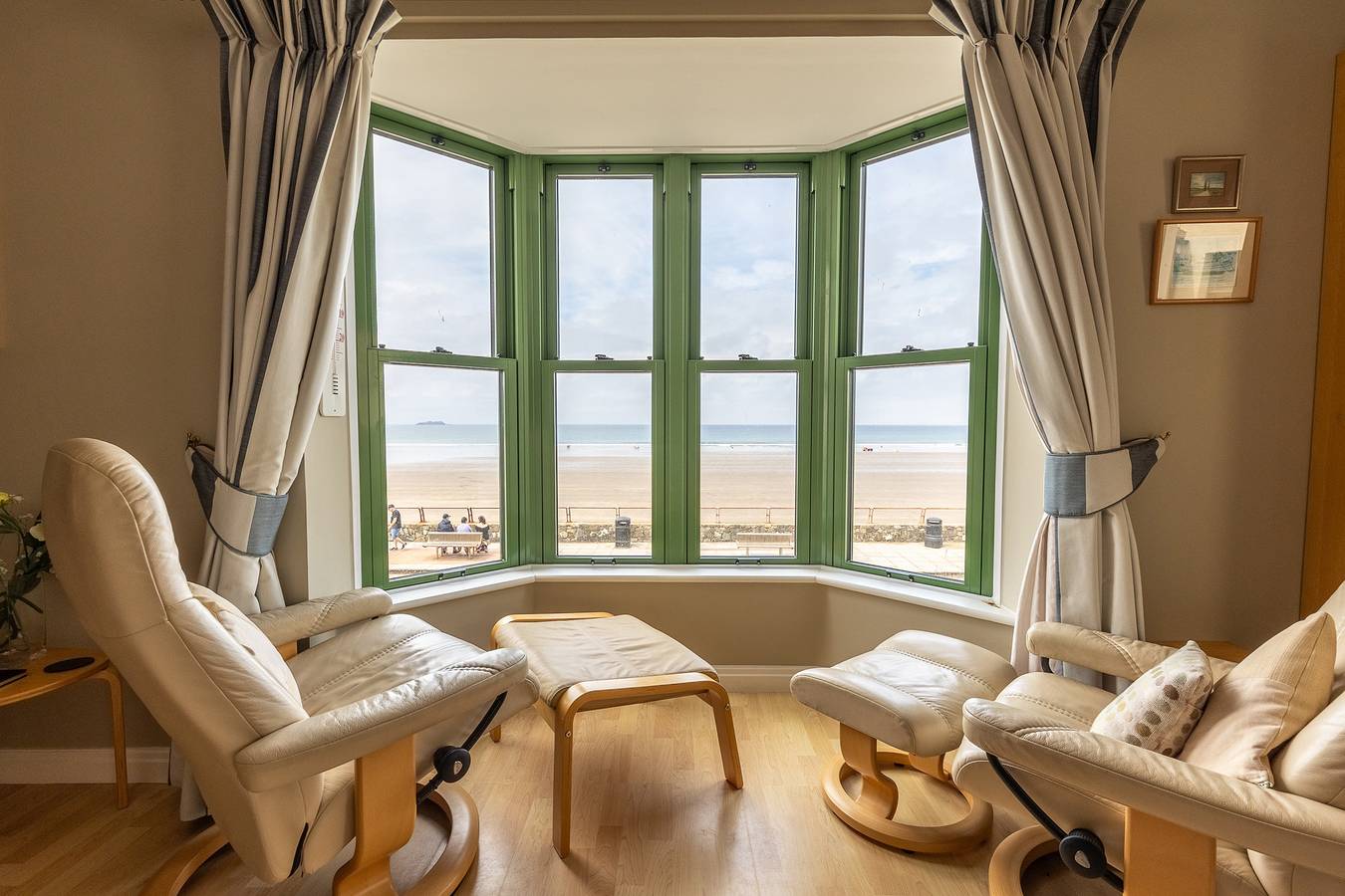 Entire holiday apartment, 19 St Brides Bay in Broad Haven, Pembrokeshire