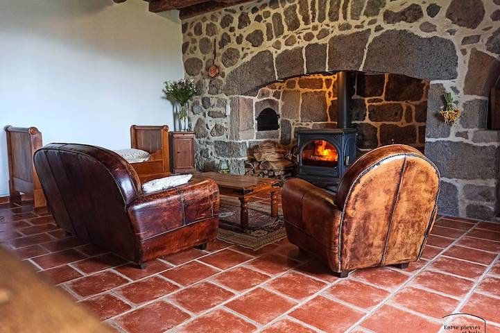 Gîte pour 8 personnes, avec terrasse et jardin