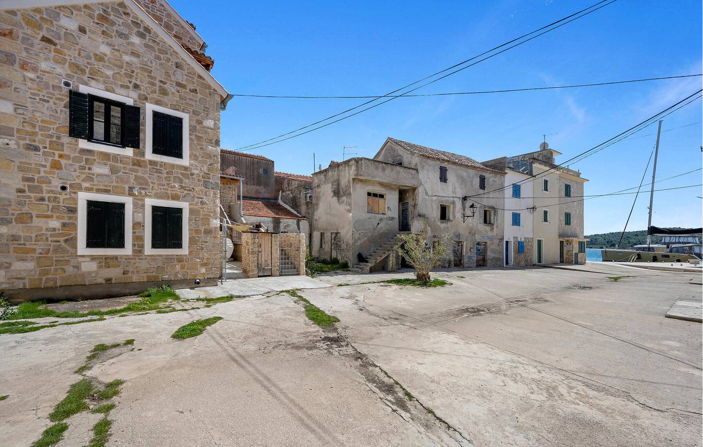Ferienhaus für 6 Personen mit Seeblick in Pirovac, Šibenik-Knin