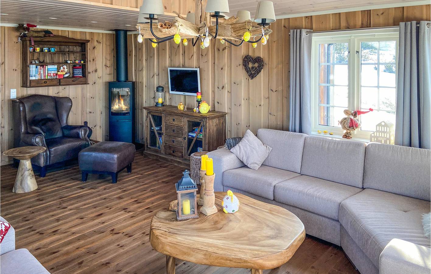 Feriehus for 10 personer med terrasse in Sjusjoen, Ringsaker 