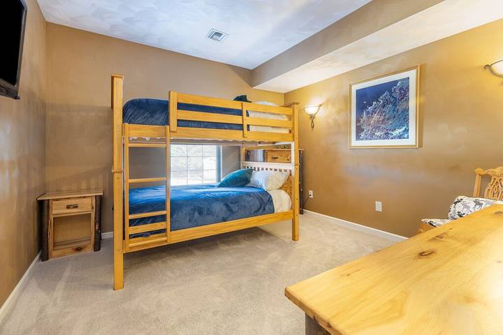 Ferienwohnung für 8 Personen, mit Whirlpool und Balkon sowie Pool - 1