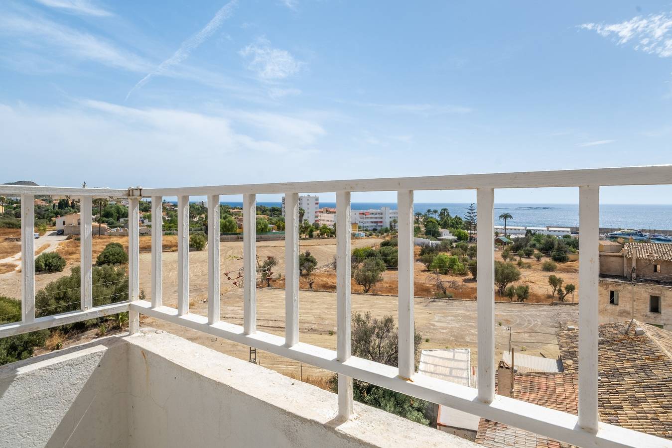 Apartamento entero, Apartamento Piso Playa Centro Villajoyosa con vistas al mar, terraza y Wi-Fi in Villajoyosa, Costa Blanca