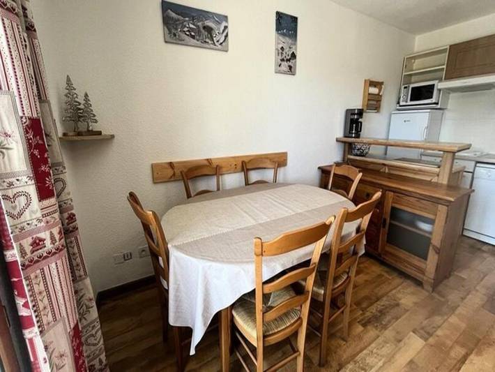 Gîte pour 6 personnes, adapté aux familles dans Office De Tourisme Des Angles - 2