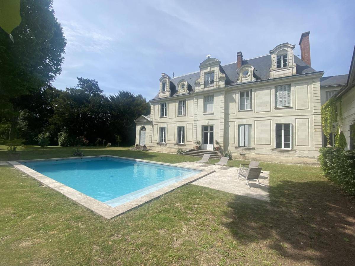 Superior Twin Room in Saint-Cyr-sur-Loire, Région de Tours