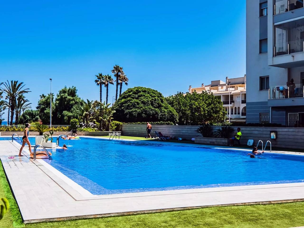 Apartamento entero, 3 estancias 4 Personas in Torrevieja, Costa Blanca