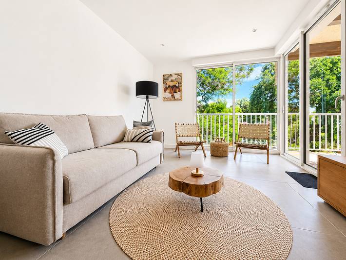 Appartement entier, Appartement de vacances pour 6 personnes avec terrasse in Cala Rossa, Lecci