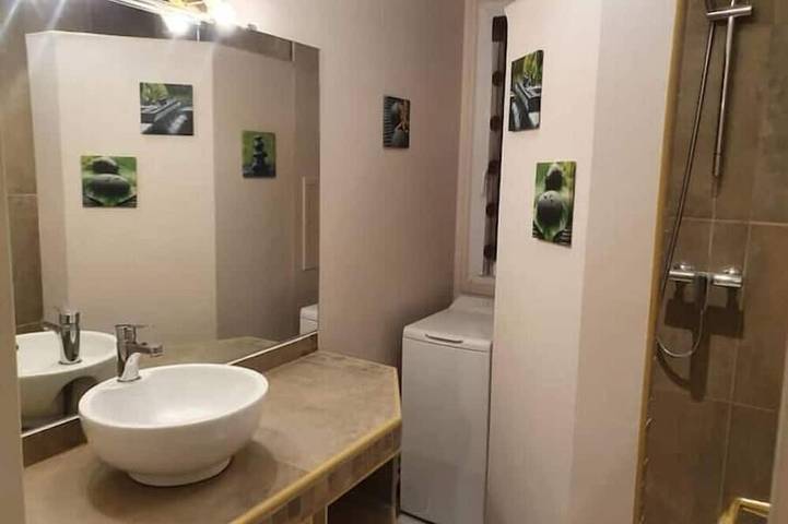 Gîte pour 4 personnes à Écully - 3