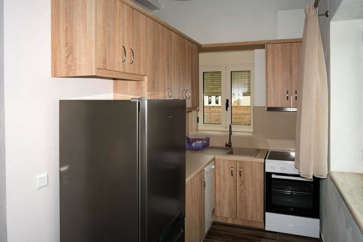 Location de vacances pour 3 personnes, avec piscine et jardin dans Stoupa - 4