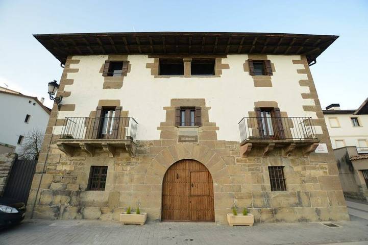 Casa rural para 16 personas, con jacuzzi, Se admiten mascotas - 1