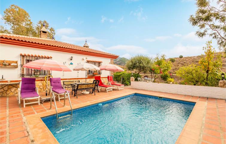 Sea View Apartment with AC, Pool & Kitchen, near Sedella in Sedella, Málaga Province