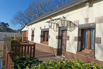 Gîte pour 4 personnes, avec jardin et terrasse dans Életot