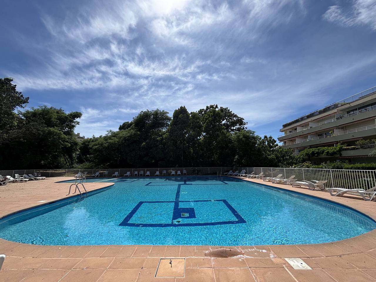Entire apartment, Summer Studio in Saint-Tropez, Draguignan region