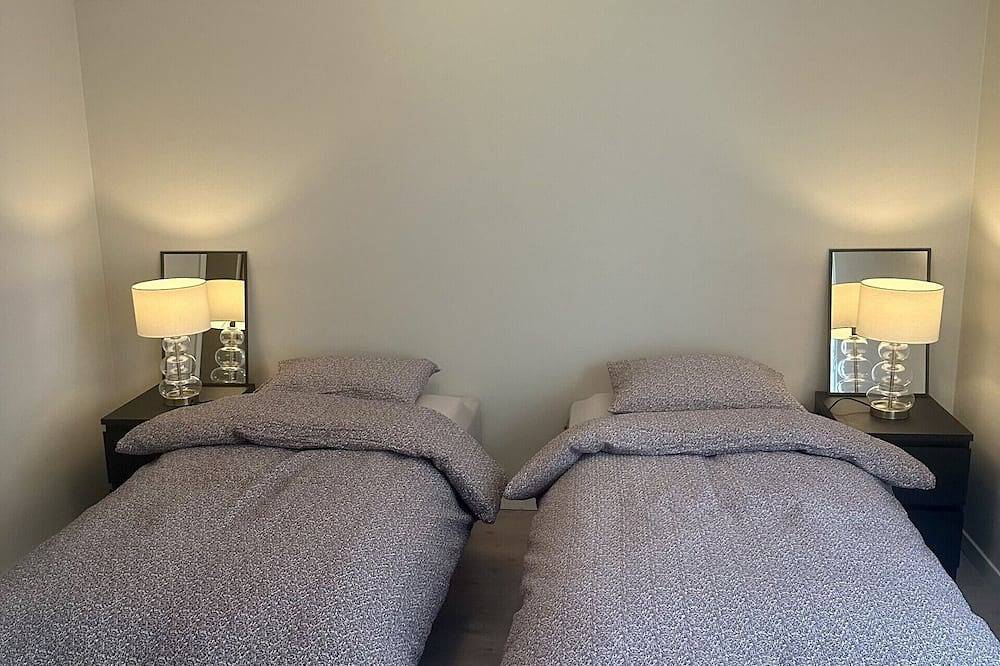 Ganze Wohnung, Pleasant, apartment, in the middle of the city. 85 Smart Tv, lift & veranda in Porsgrunn