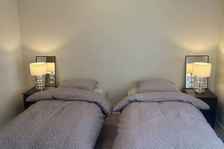 Ganze Wohnung, Pleasant, apartment, in the middle of the city. 85 Smart Tv, lift & veranda in Porsgrunn