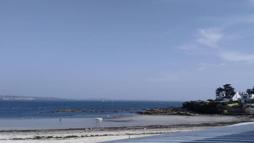 Gîte pour 4 personnes, avec terrasse ainsi que sauna et piscine dans Office De Tourisme De Plougonvelin