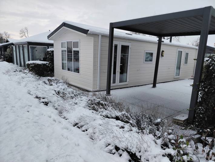 Ferienhaus für 4 Personen, mit Seeblick in Gelderland