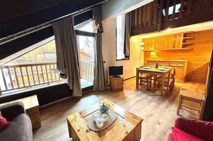 Ganze Wohnung, Gemütliches Studio mit Mezzanine für 4 Personen, zentrale Lage, nahe Skigebiet – Haustiere erlaubt in Méribel, Les Allues