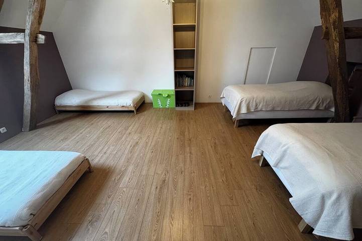 Location de vacances pour 11 personnes, avec jardin, animaux acceptés à Dampierre-sous-Bouhy - 3