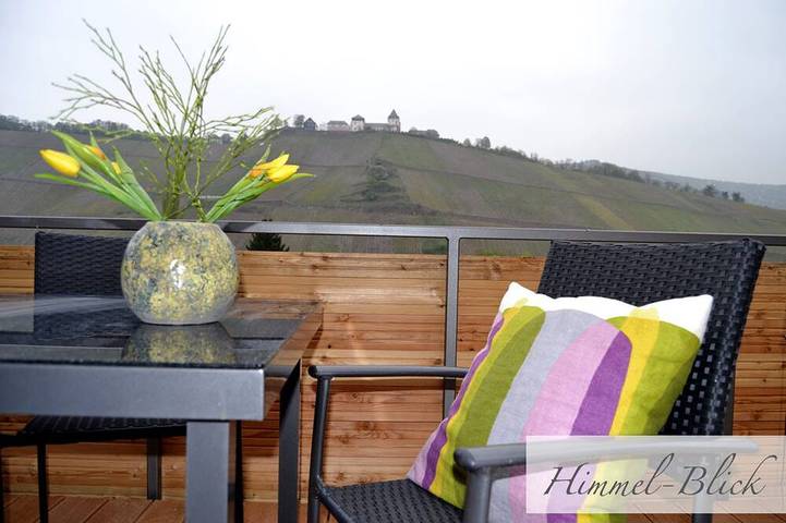 Ferienwohnung für 2 Personen, mit Sauna und Balkon sowie Garten in Pünderich