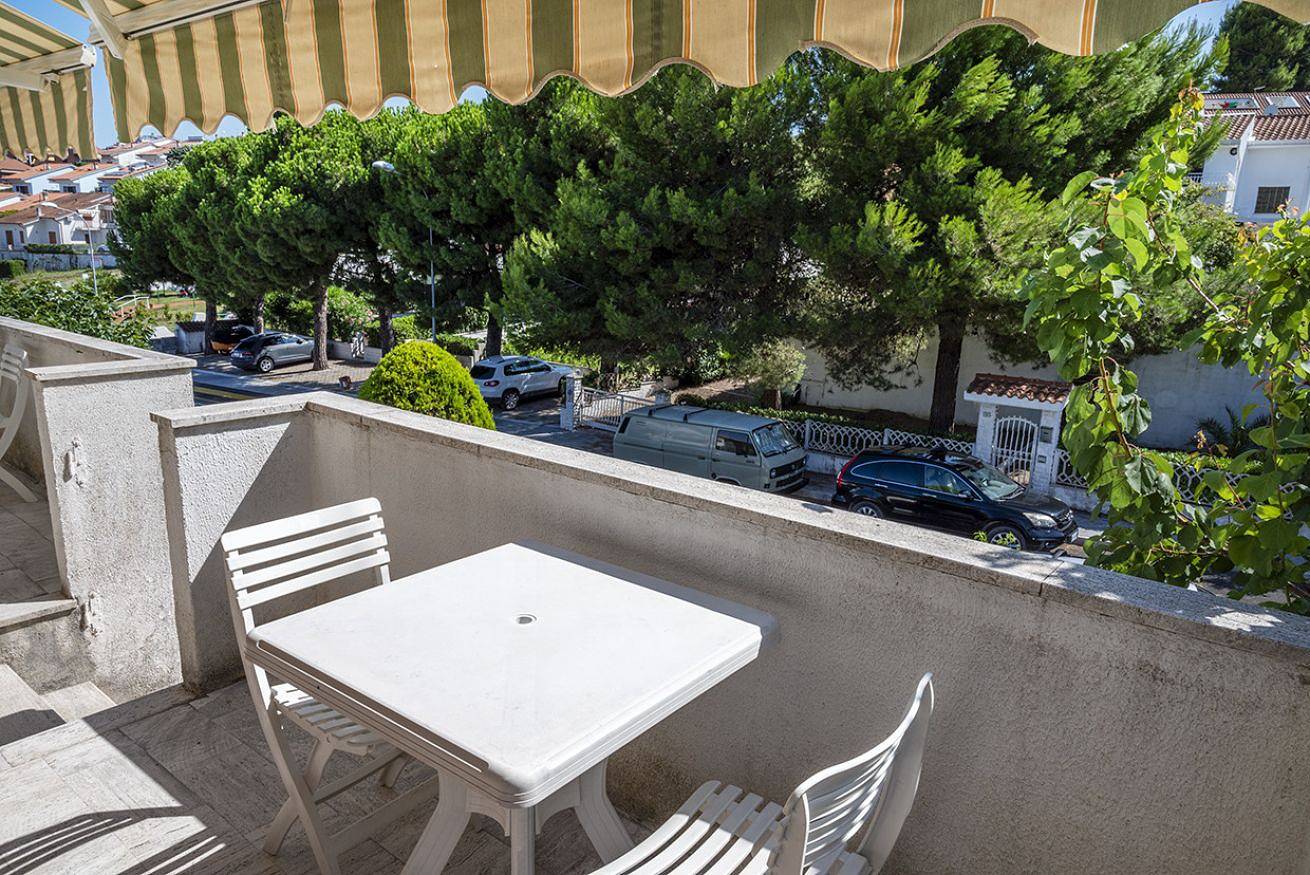 Entire apartment, M370 - Marcelli, delightful studio apartment with terrace in Riviera del Conero