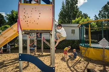 Camping pour 5 Personnes dans La Faute-sur-Mer, Vendée, Photo 2