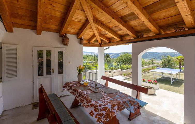 Ferienhaus für 2 Personen, mit Terrasse auf Rab - 2