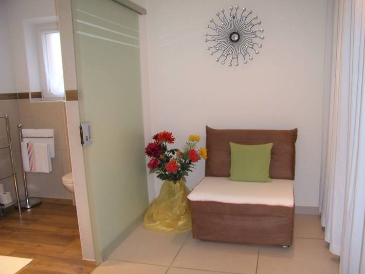 Bungalow für 4 Personen, mit Terrasse und Garten in Oberbayern - 4