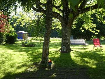 Chambre d’hôte pour 4 personnes, avec jardin dans Sencenac-Puy-de-Fourches