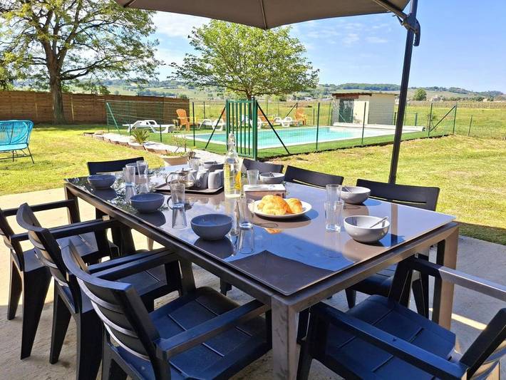 Casa de vacaciones para 8 personas, con piscina además de jardín y vistas - 1