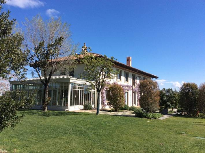 Villa con piscina per 11 persone, con Giardino a Bologna