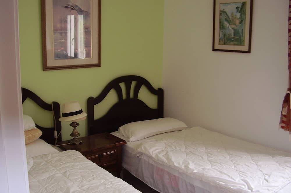 Komfortabler Bungalow in mediterranem Flair / Kostenloses Wlan in La Fustera, Benissa