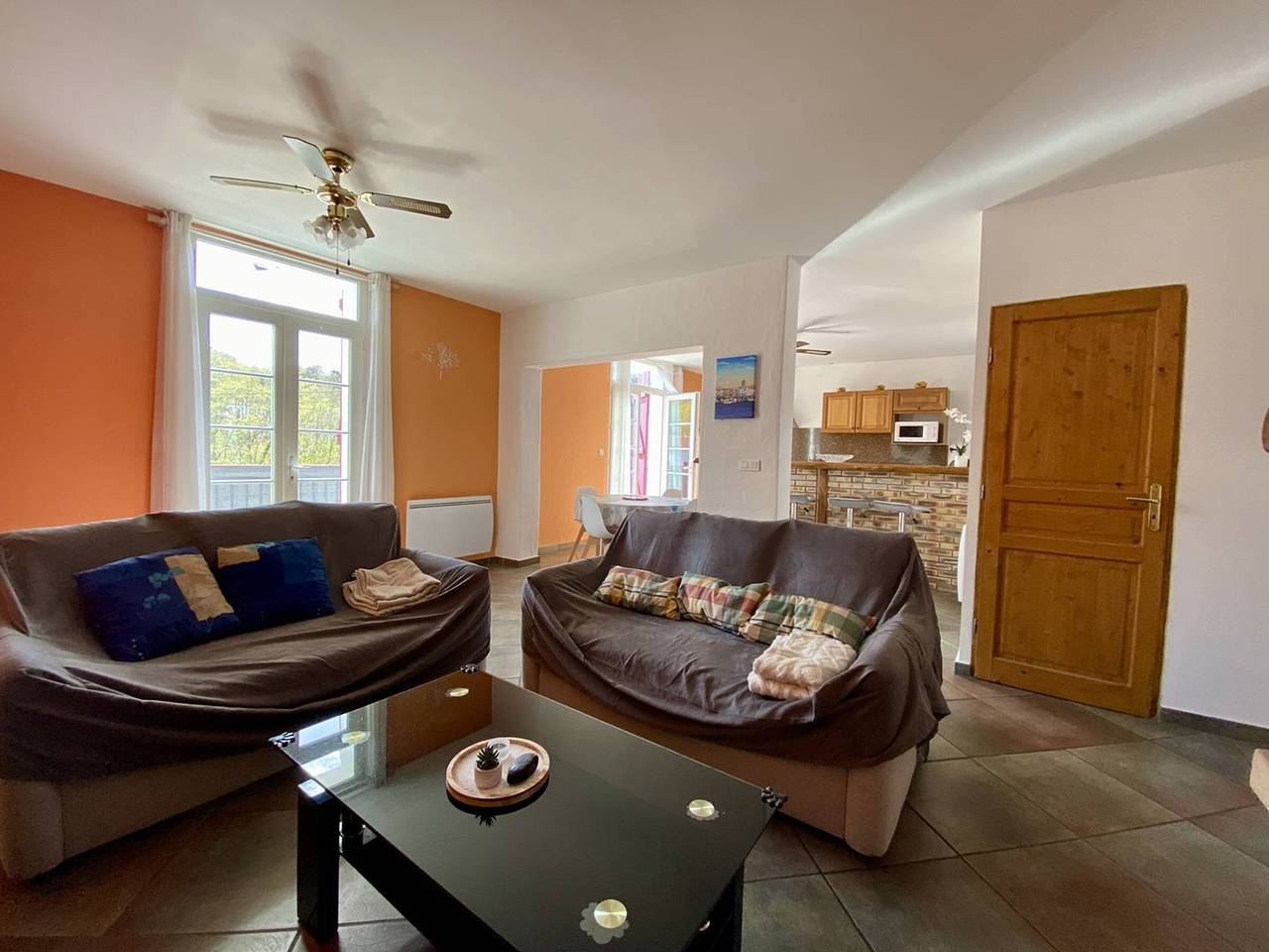 Appartement entier, Cambo-les-Bains : T3 rénové, 4 pers, proche thermes, wifi in Cambo-les-Bains, Région de Bayonne