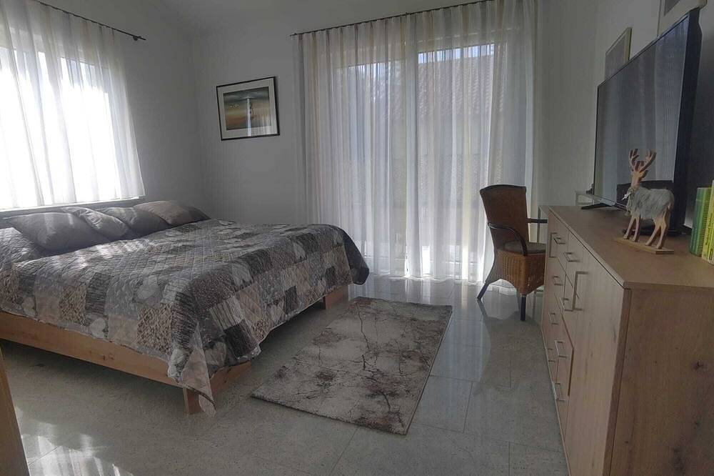 Appartement entier, Vacation apartment with a great view and private roof terrace in Fürth, Franconie