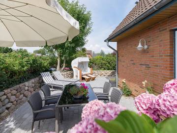Ferienhaus für 4 Personen, mit Terrasse und Garten sowie Sauna in Wrixum