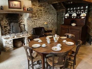 Maison De Vacances pour 6 Personnes dans Nantiat, Région de Bellac, Photo 1